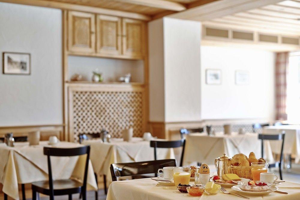 Sorell Hotel Asora Ароса Екстериор снимка
